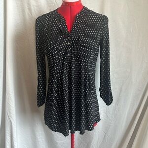 Lily morgan long sleeved 3 button blouse SM209